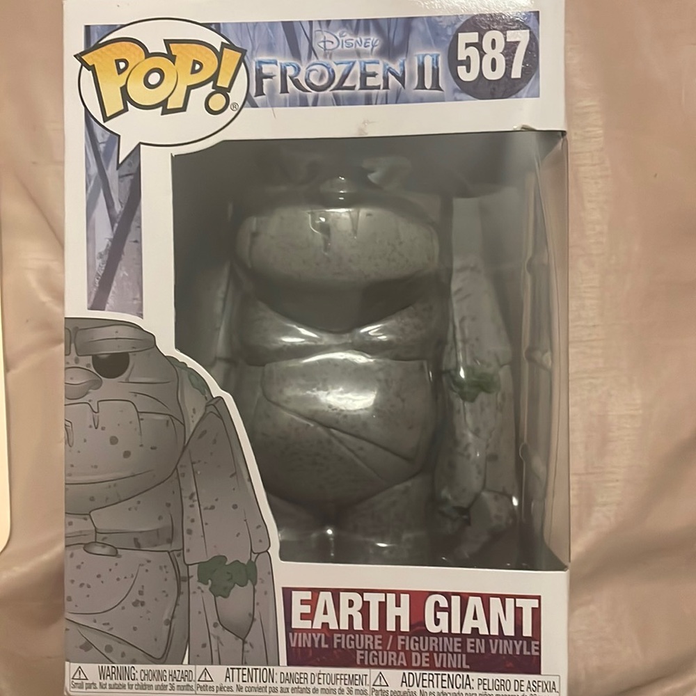 Frozen 2 Earth Giant Pop Figure